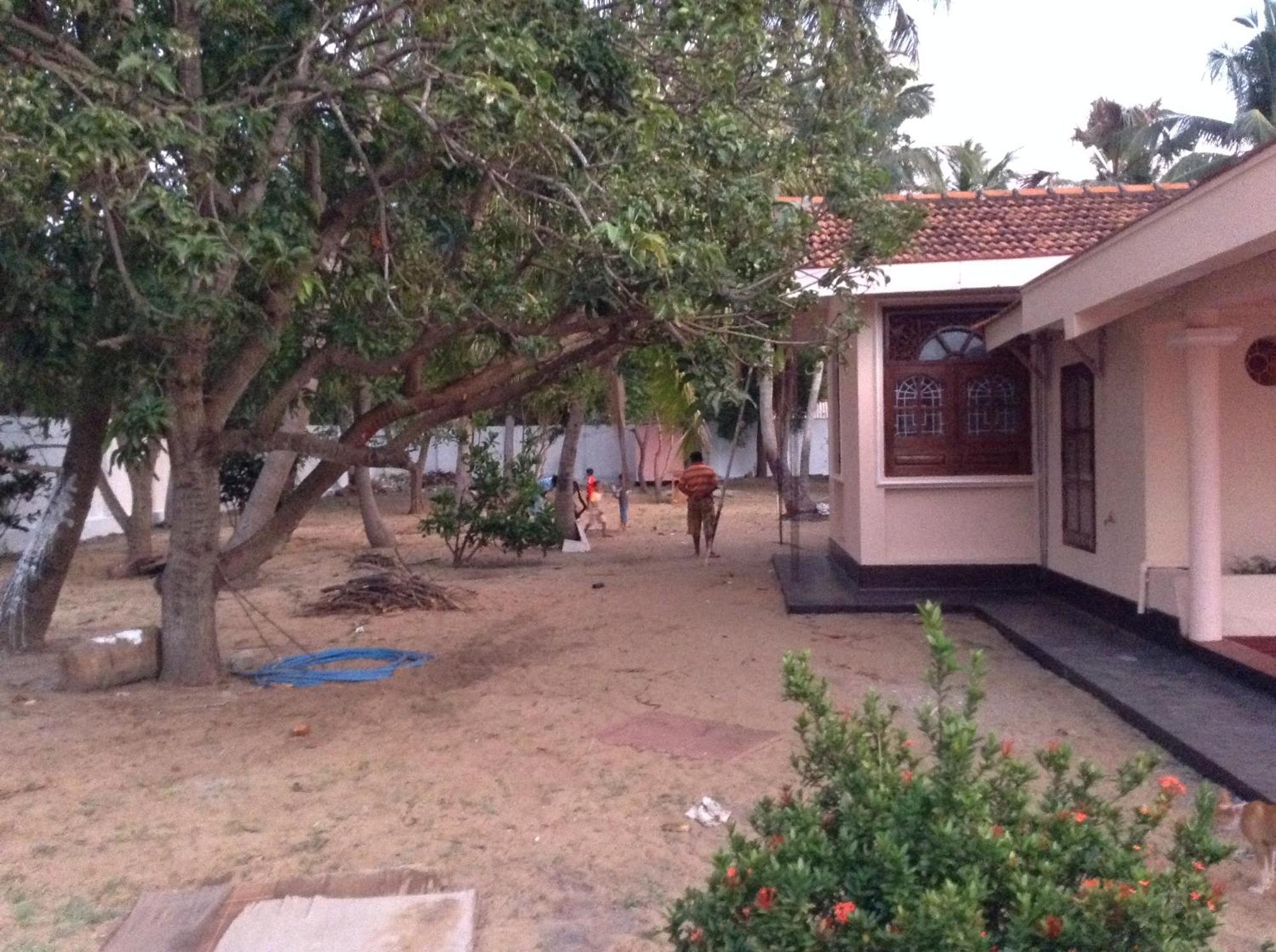 Holiday House 칼피티야 외부 사진